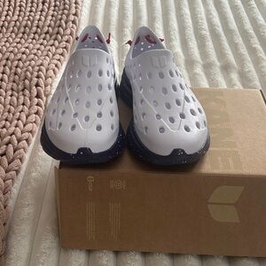 White and Black Men's Slip-On Sandals Kanes